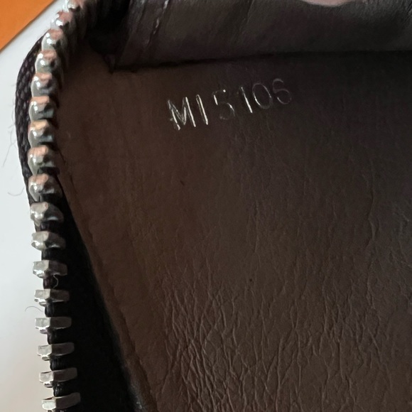 Louis Vuitton Portefeuille comète Black - Picture 4 of 7